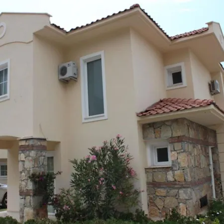 Emerald 9, Large 3 Bed, 3 Ensuite Villa